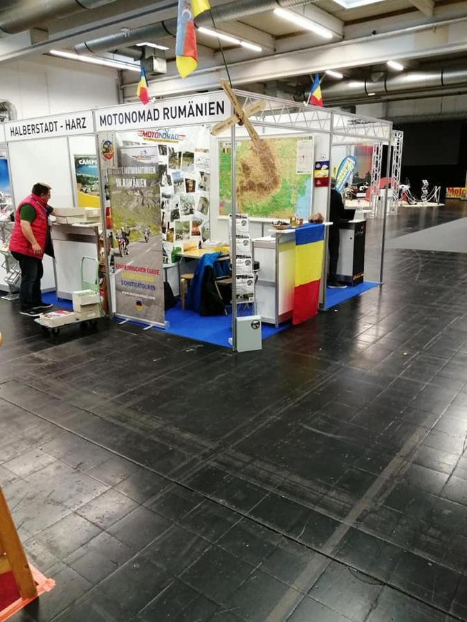 Pension, Camping & Biker Station Zur Deutschen Eiche Ciocanesti Экстерьер фото