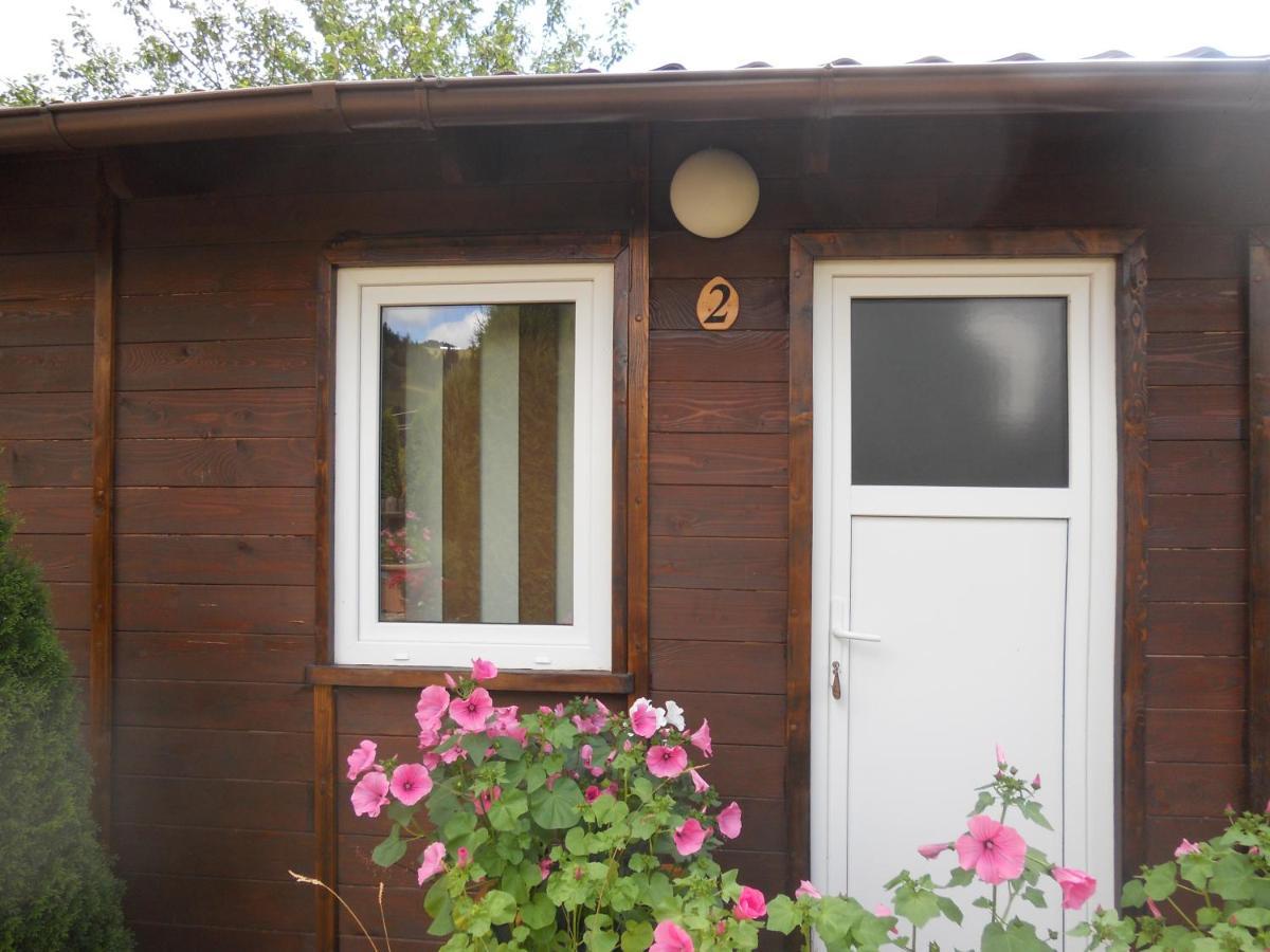 Pension, Camping & Biker Station Zur Deutschen Eiche Ciocanesti Экстерьер фото