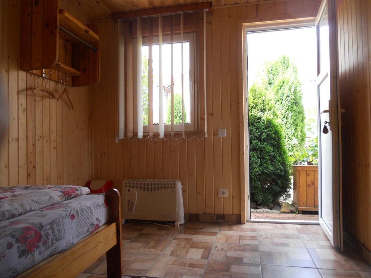 Pension, Camping & Biker Station Zur Deutschen Eiche Ciocanesti Экстерьер фото